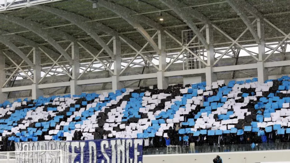 ΘΥΡΑ 1/Παρασκευή, Γενική Συνέλευση