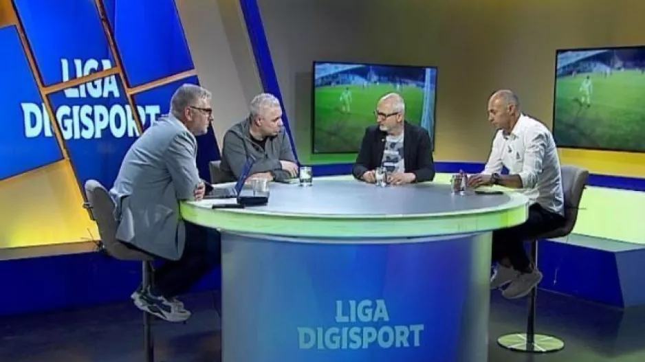 Πάνελ στην Ρουμανία με καλεσμένο Αντόνε: "Είναι 'άρρωστος' με την δουλειά του, ο κόσμος τον αναγνώρισε"