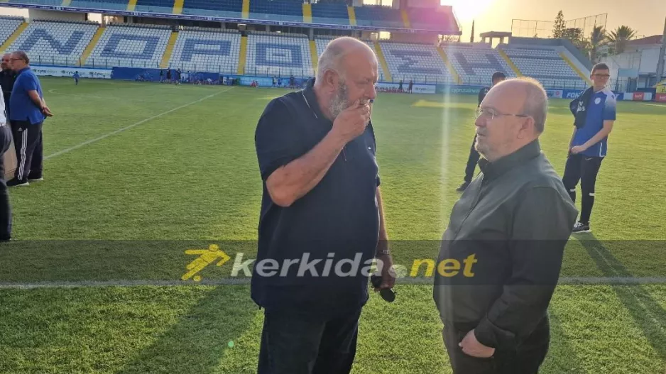 Εννοείται... ο Δήμαρχος! 