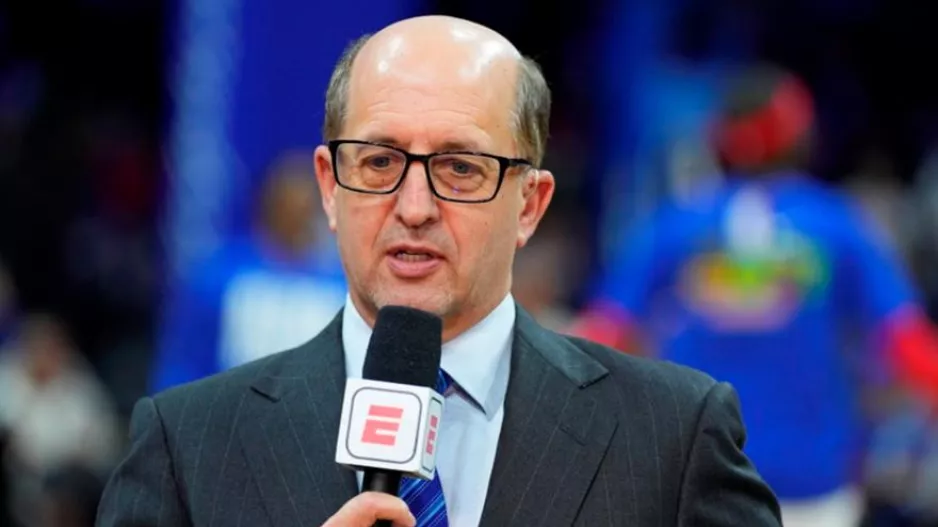 Το ESPN απέλυσε τον κορυφαίο αναλυτή Τζεφ Βαν Γκάντι