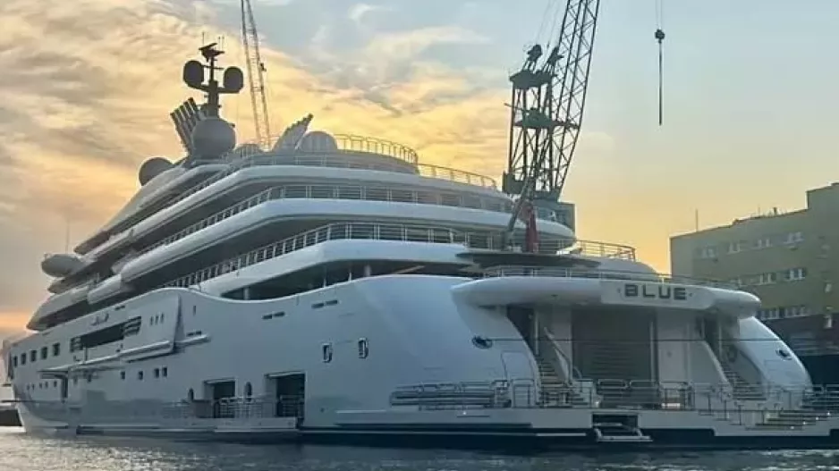 Τα αστέρια της Σίτι θέλουν να κάνουν πάρτι στο πιο ακριβό γιοτ του κόσμου 