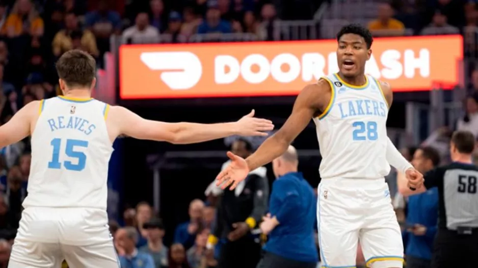 Γίνονται restricted free agents Ριβς και Χατσιμούρα