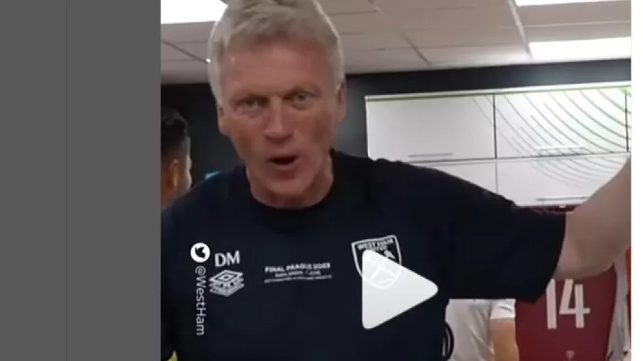 Moyes με τρελό χορό! 