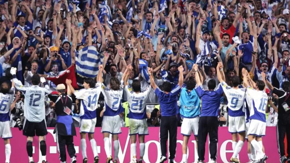Τα αξέχαστα συνθήματα που ακούστηκαν στο Euro 2004