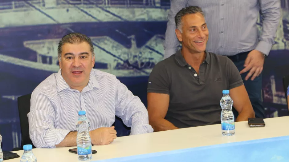 Ανό-Συνάντηση διοίκησης με Επιτροπή Προσφύγων στο "Παπαδόπουλος" (φώτος)