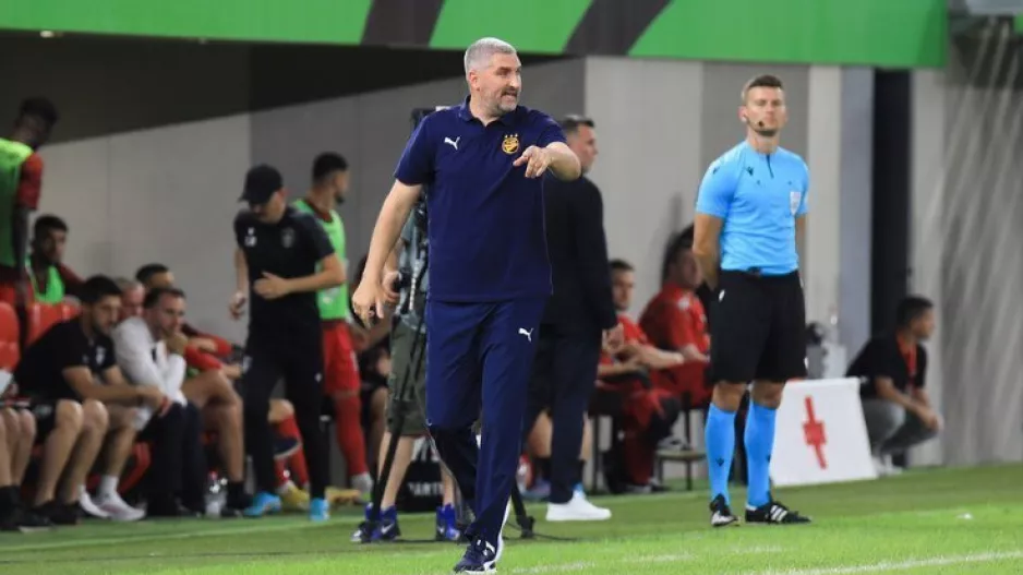 Προπονητής Μπάτε: "Είμαστε δυνατοί" 