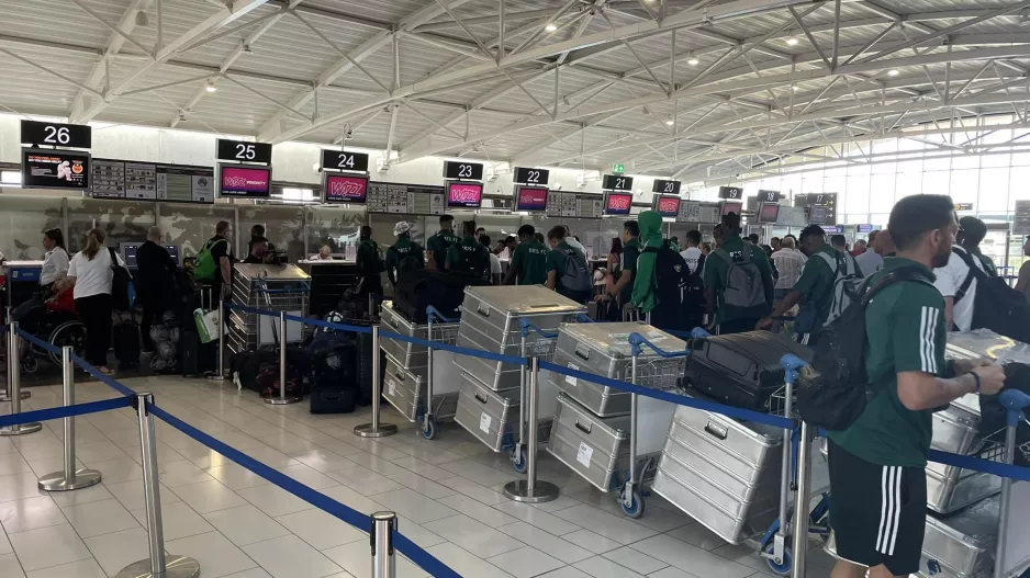 "Πέταξε" για Ουγγαρία ο Άρης (φώτος)