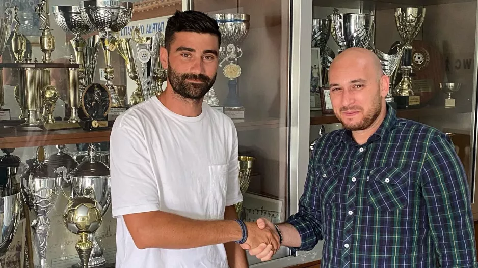 Ανανέωσε με Σαχακιάν