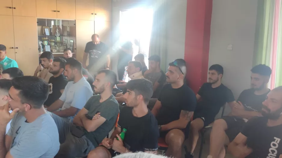 Επίσημη συνάντηση ποδοσφαιριστών και τεχνικής ηγεσίας
