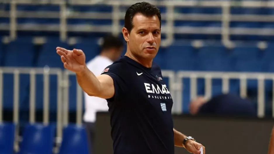 «Kόπηκαν» τέσσερις από την Εθνική Ελλάδος