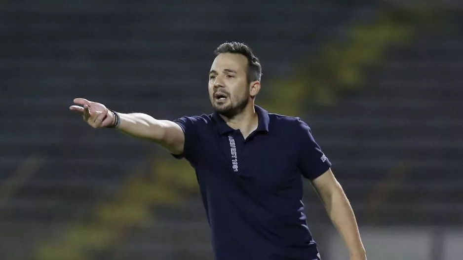"Παίζει" του Μάκη