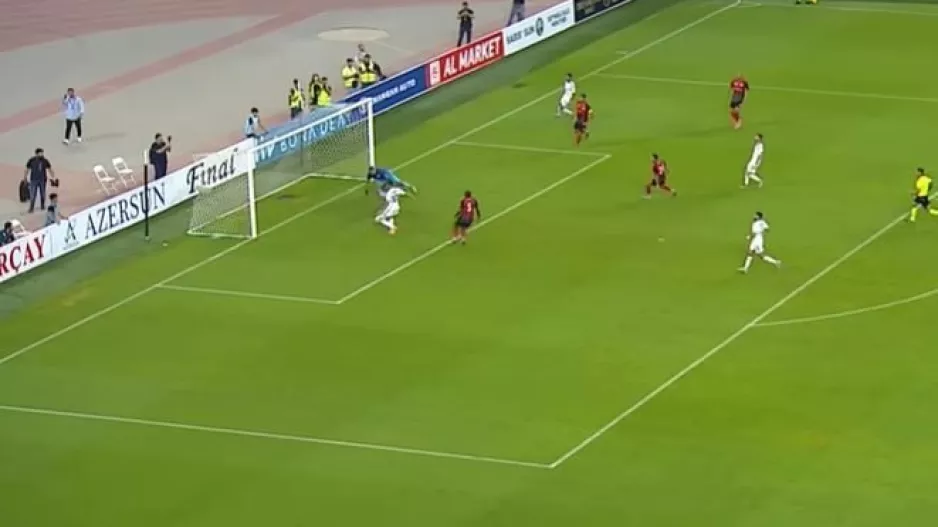 (Εικόνα... από Qarabağ) Οι δυο νίκες με Lincoln Red Imps