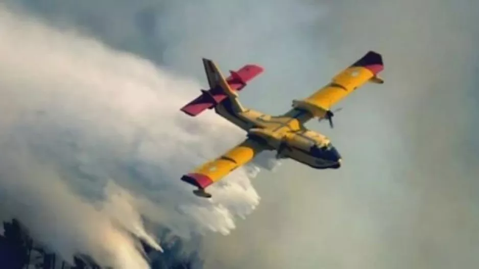 Πτώσεις Canadair: Δύο τραγωδίες στην Εύβοια στην ίδια περιοχή, τις ίδιες μέρες, με 16 χρόνια διαφορά