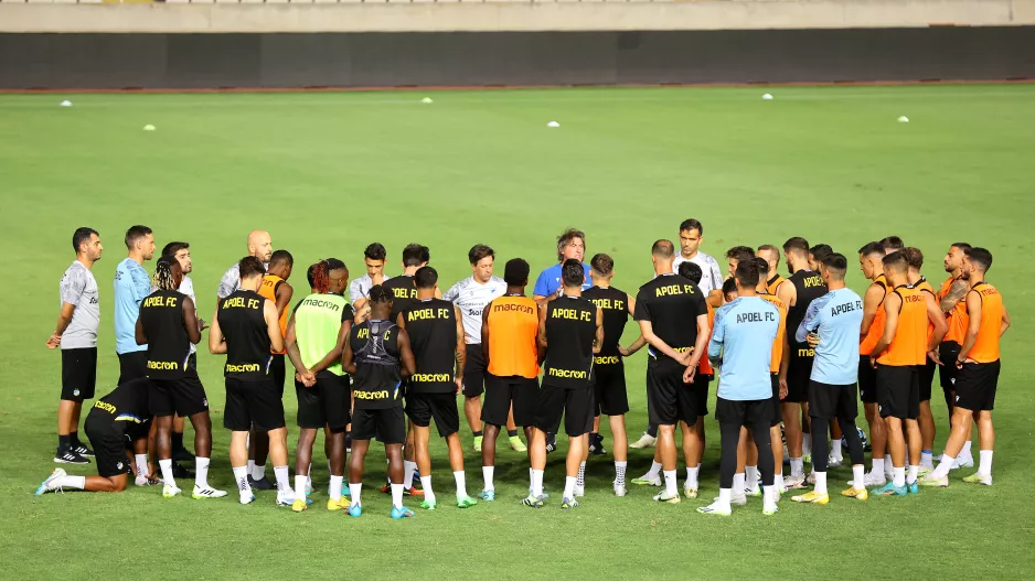 Να είναι, APOEL FC! 
