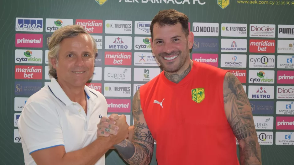 Επίσημο το deal για 1+1