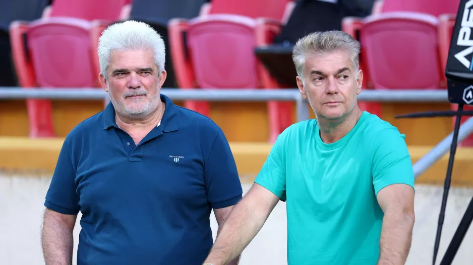 Πράσινος... Παπασταύρου
