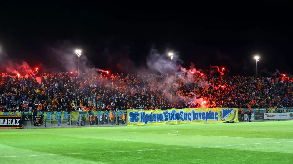 Πρώτη παράσταση/ΑΠΟΕΛίστες