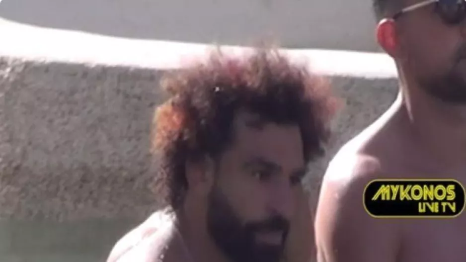 Στην Μύκονο για βουτιές ο Σαλάχ (Βίντεο)
