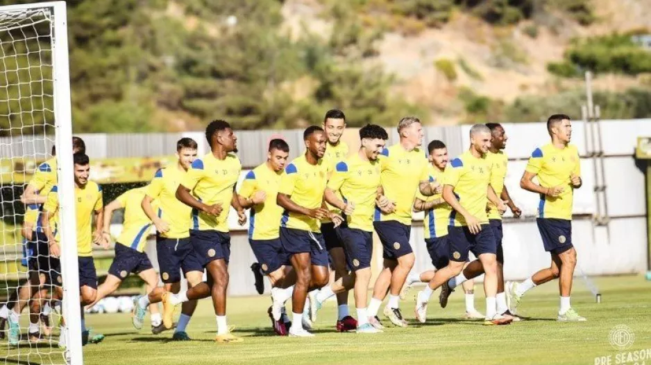 ΑΕΛ - Το πρώτο φιλικό (Εκτός Μπεραχίνο - Μόρσαι)