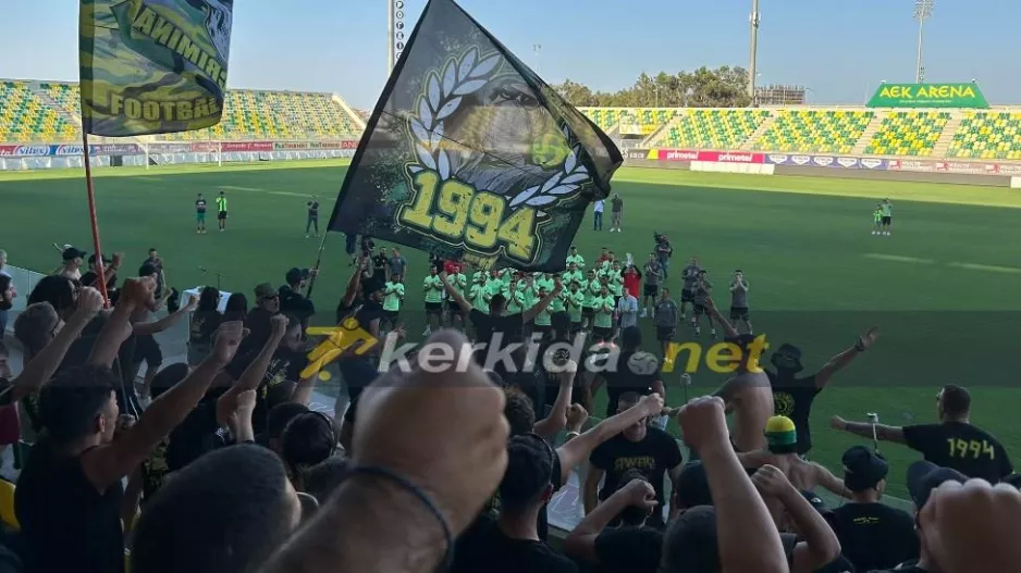 Χειροκρότησαν και χειροκροτήθηκαν! 