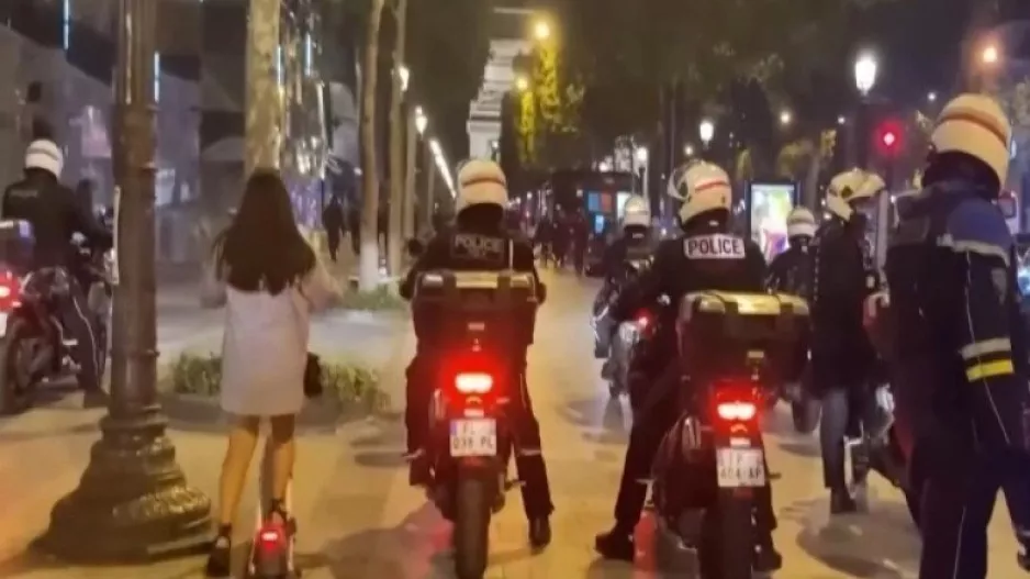 Αδιανόητα πράγματα στη Γαλλία:Δωρεές άνω των 670.000 ευρώ υπέρ του αστυνομικού που πυροβόλησε και σκότωσε τον 17χρονο
