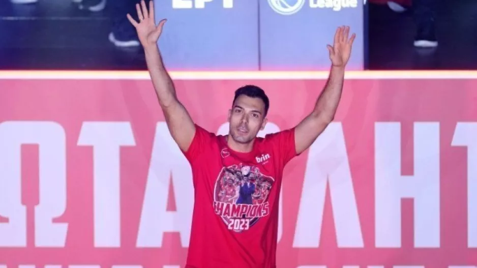 Σλούκας: «Δεν έχω καταφέρει να εμπνεύσω τον ίδιο σεβασμό προς όλους»