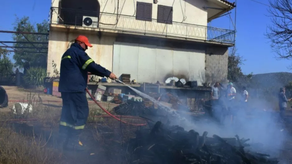 Προφυλακίστηκε ο 30χρονος που είχε ομολογήσει ότι έβαζε πυρκαγιές από πρόθεση