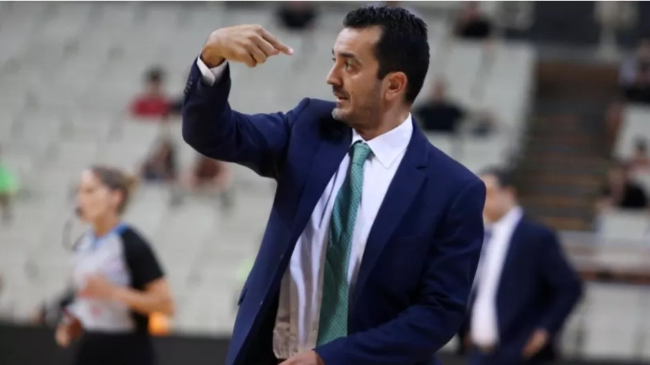 Ο Βόβορας ευχαρίστησε Μπακς: «Τιμή μου, εκπληκτική εμπειρία»
