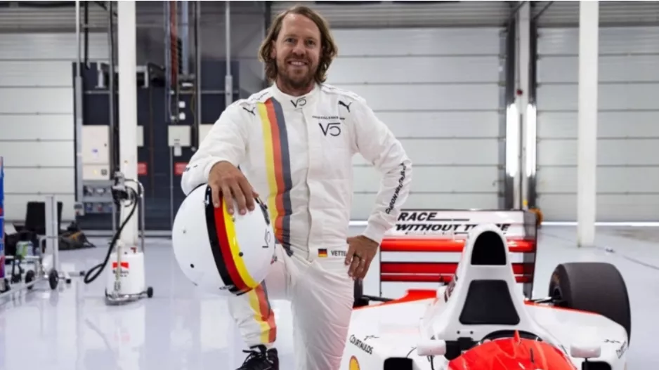 F1 - Ο Φέτελ συζητά το ενδεχόμενο επιστροφής