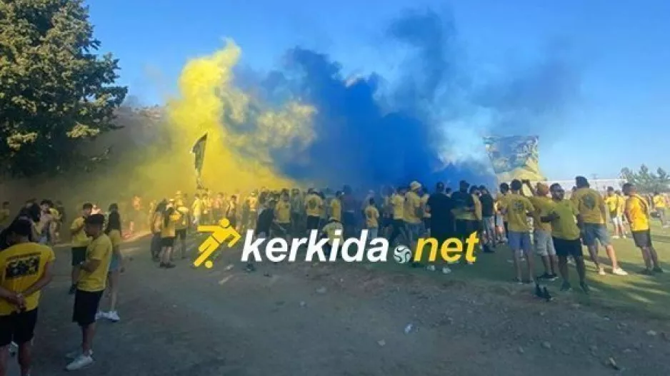 "Κιτρίνισαν" το Πελένδρι οι ΑΕΛίστες (φώτος/βίντεο)