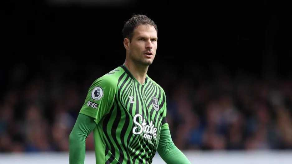 Κατέκτησε την Premier League, έμεινε άνεργος και τώρα προπονείται με Γουίμπλεντον