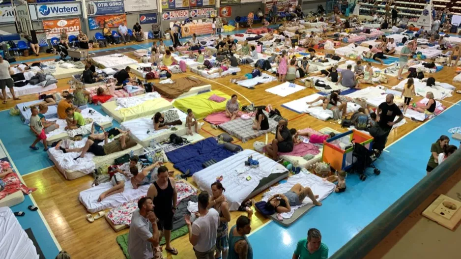 Φιλικό για να βοηθήσουν τους πυρόπληκτους της Ρόδου