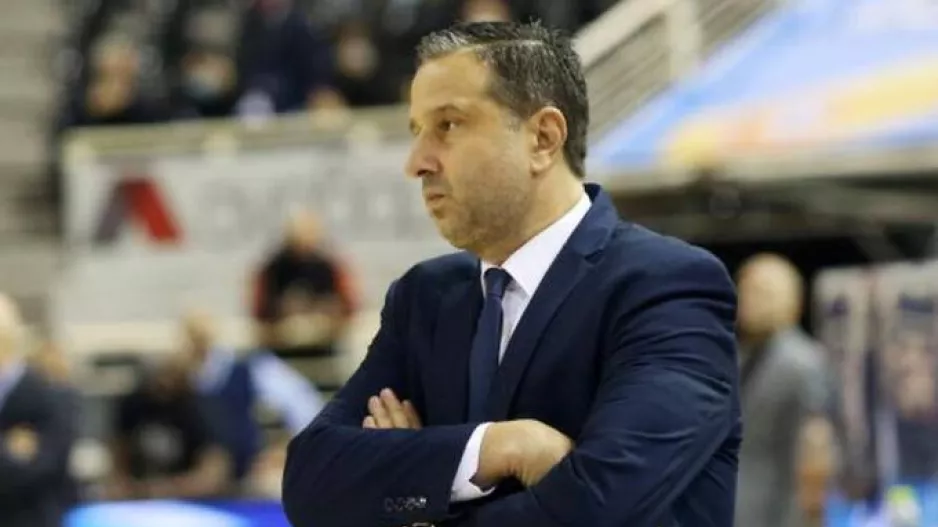 ΠΑΟΚ: Ο Τακιανός ρίχνει το βάρος στο «2» και στο «5»