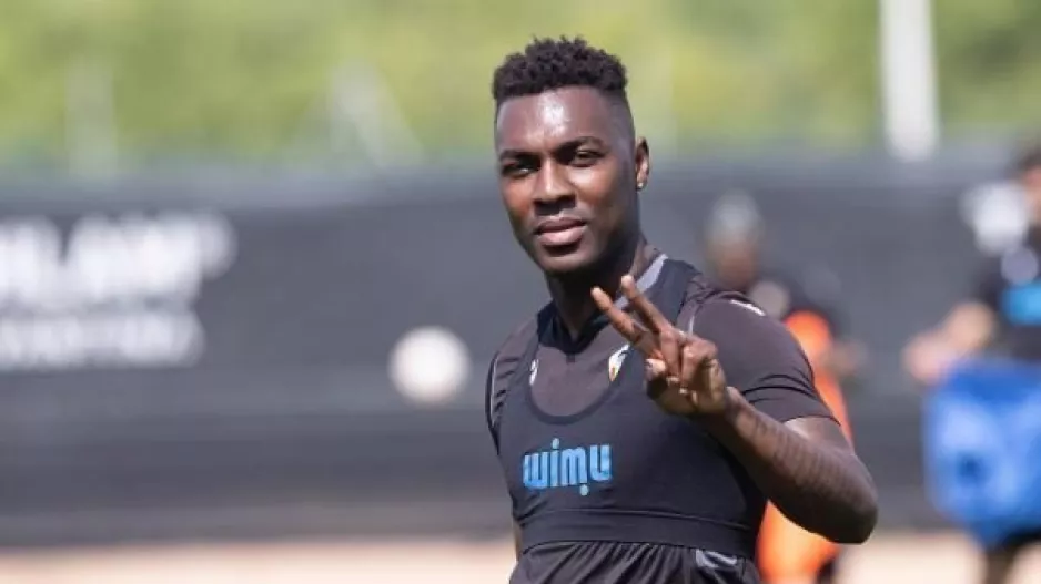 Ερυθρόλευκος... ο Kialy Abdoul Kone