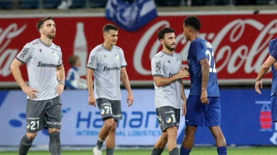 ΑΠΟΕΛ... α-ν-α-τ-ρ-ο-π-ή 