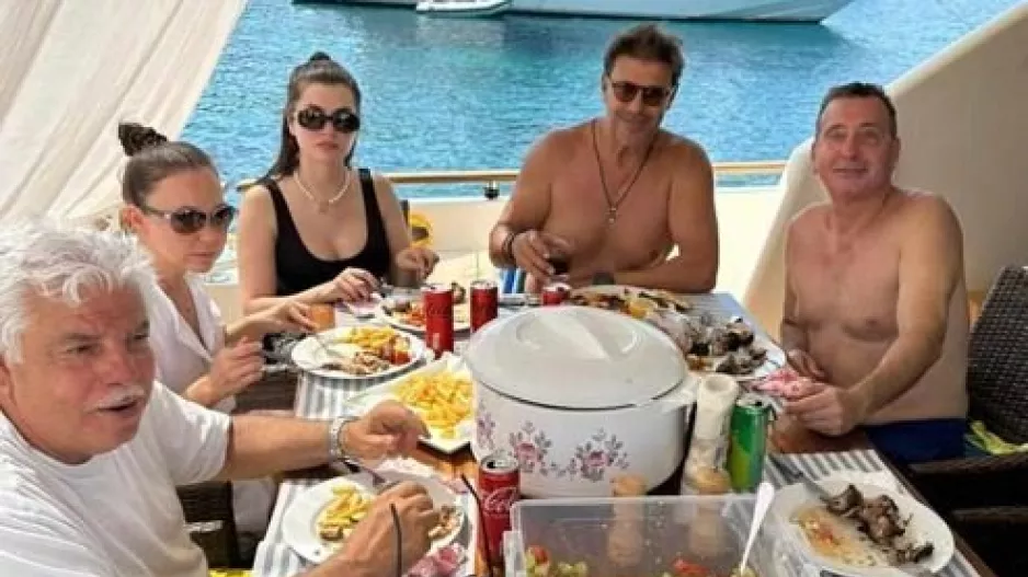 Σύνοδος… κορυφής εν πλω!