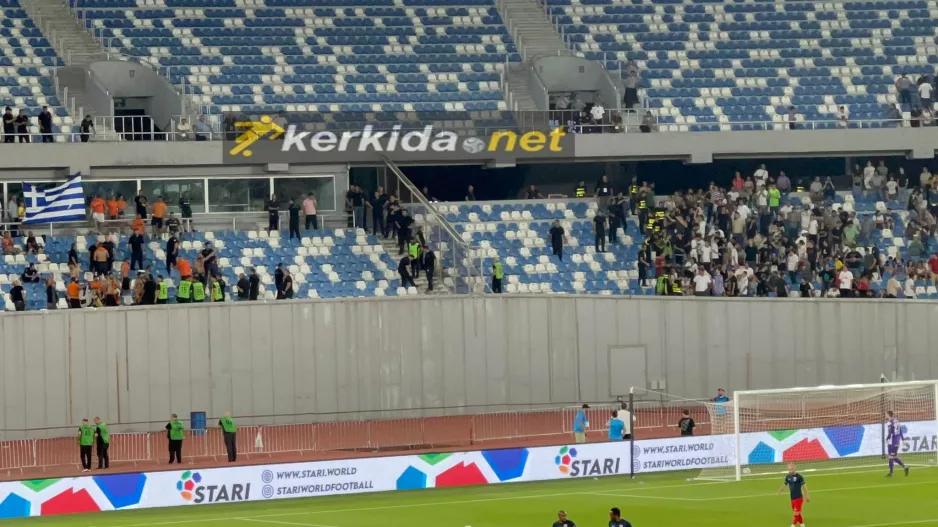 Μικροένταση από τους Γεωργιανούς προς την κερκίδα του ΑΠΟΕΛ