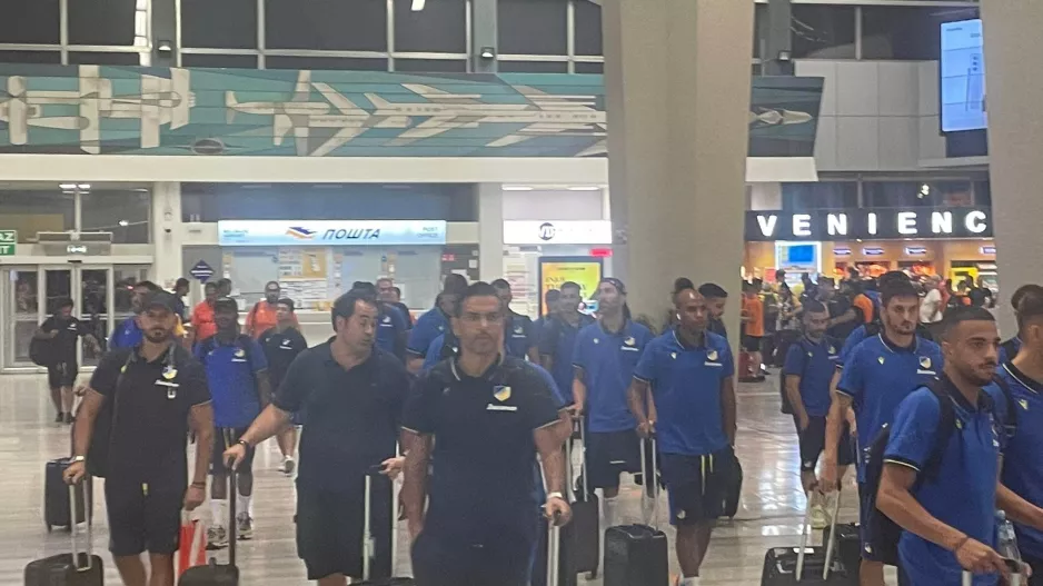 (ΦΩΤΟΣ) Πτήση επιστροφής με την πρόκριση
