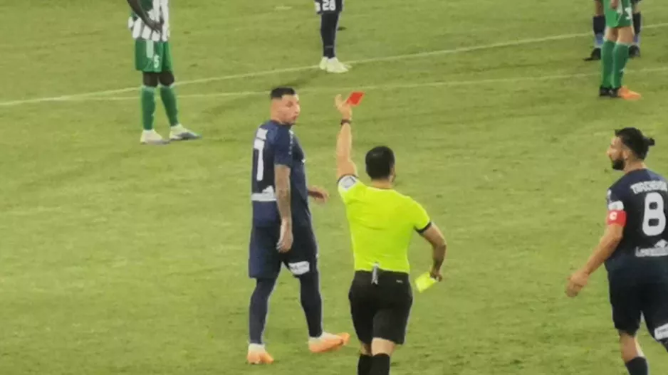 Νωρίς με... δέκα η Δόξα (Με onfield review)