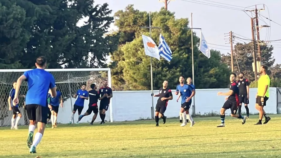 Κλικς από το φιλικό στο Ακρωτήρι (Φώτος)