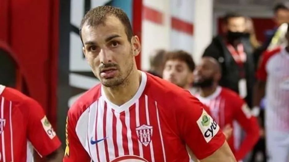 (Mεταγραφικό) Κλείνει Τσουκαλά