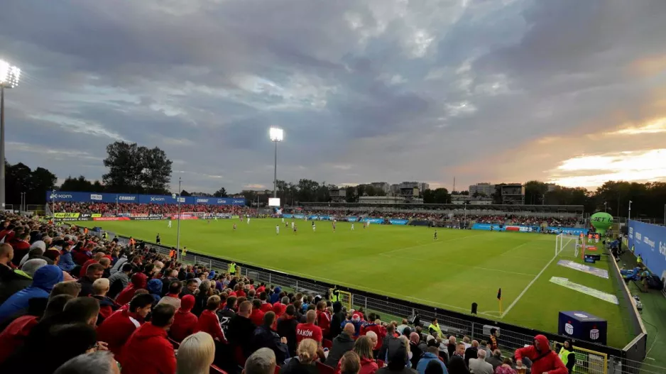 Miejski Stadion Piłkarski/Άρης