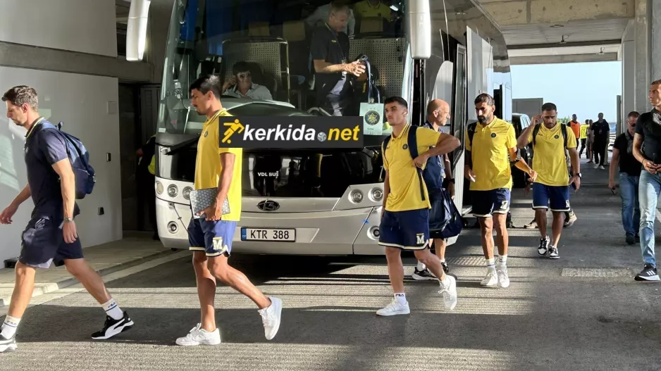 Μακάμπι/Εικόνες από την άφιξη της αποστολής (φώτος)