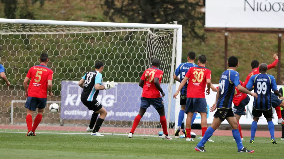 100 μέτρα δίπλα... από το 6-5 στο 5-5 !