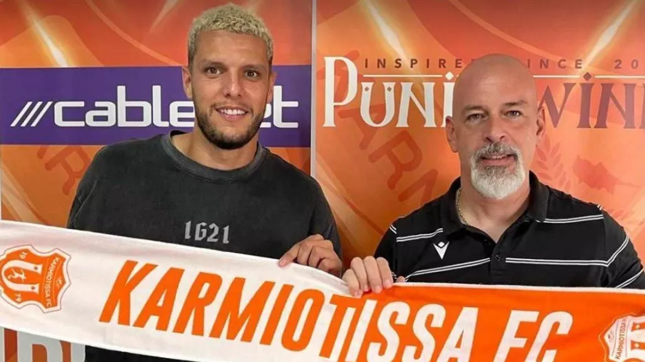 Υπέγραψε ο Karim Rossi!