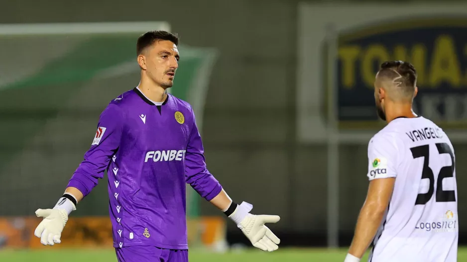 Πρώτο clean sheet
