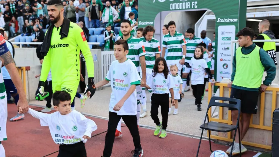 Ομόνοια/player escorts