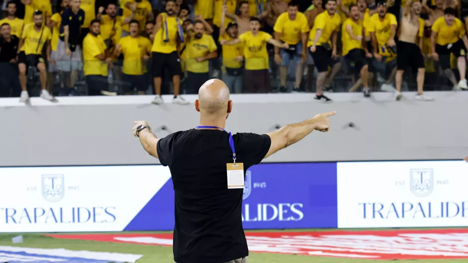 Χαραλάμπους σε οίστρο άλλαξε το ματς με τρεις 'χρυσές' αλλαγές! (φώτος)