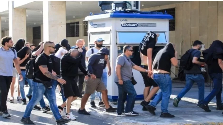 Κροατική εφημερίδα «φωτογραφίζει» τους δύο οργανωτές που κρύβονται πίσω από την «εκδρομή θανάτου»