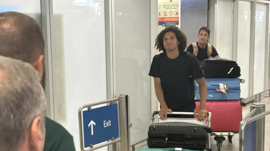 Στην Αθήνα για τον Παναθηναϊκό ο Αράο: «Ήρθα για να κατακτήσω τίτλους»